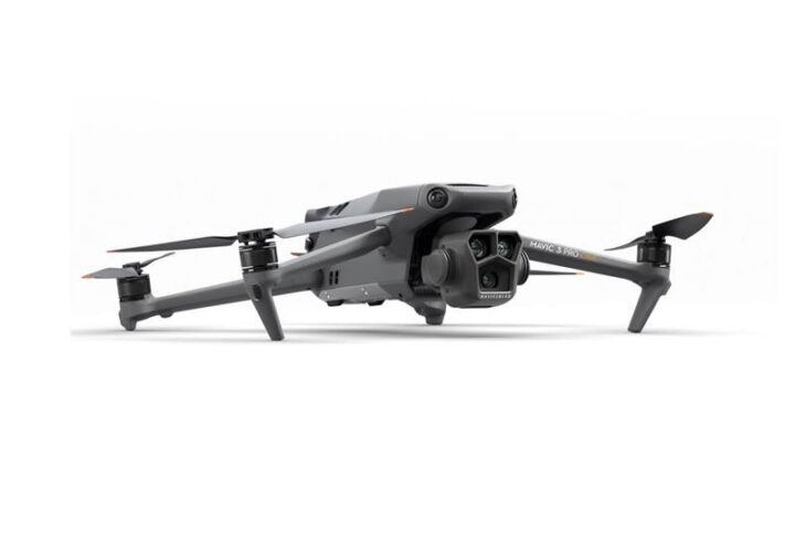 DJI Mavic 3 Pro Cine Premium Combo (DJI RC Pro)